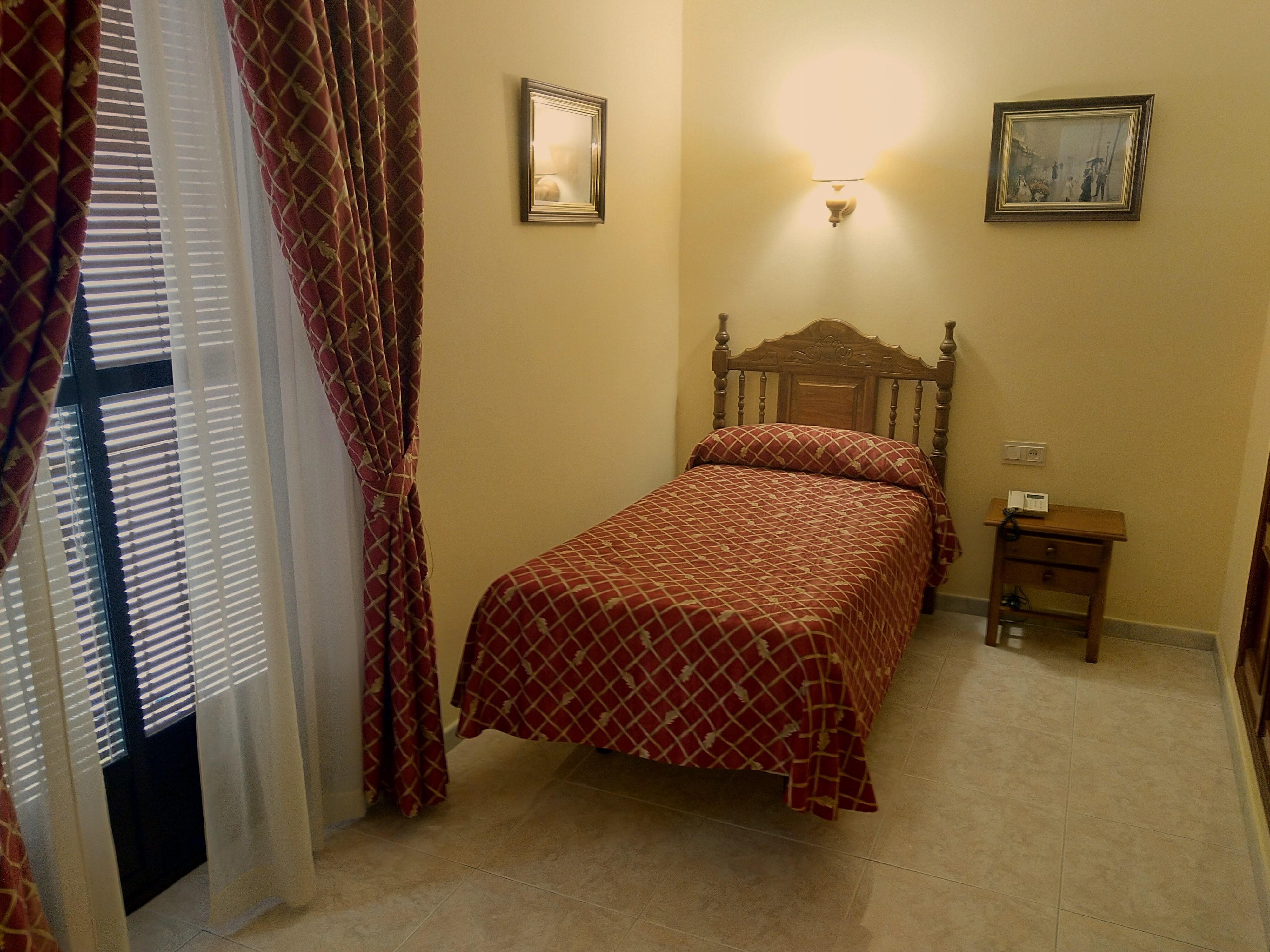 Hostal Bellido Montilla Exterior photo