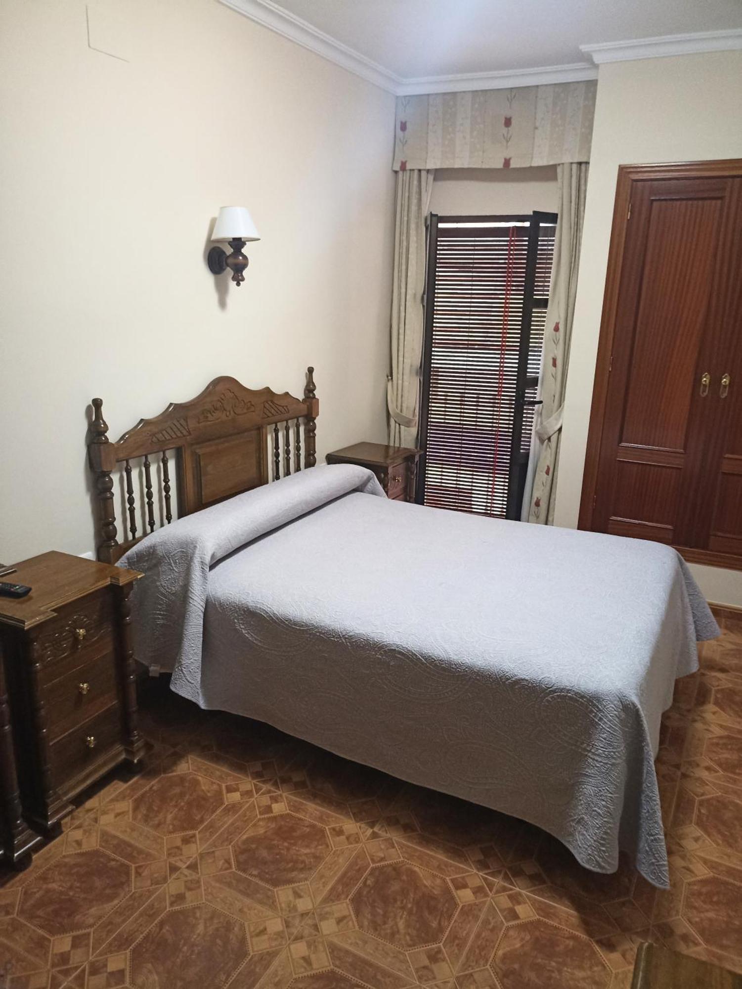 Hostal Bellido Montilla Exterior photo